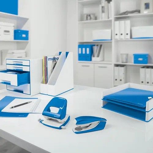 Luknjač 30L Leitz WOW 5008 moder