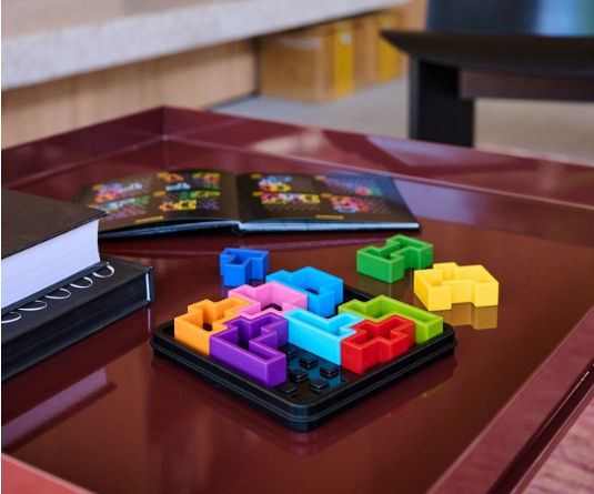 Miselna igra Smart Games IQ Square