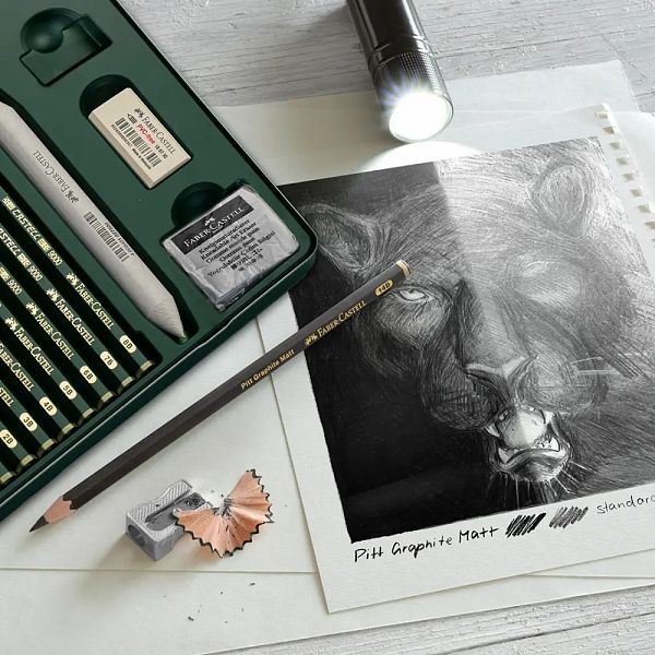 Set grafitnih svinčnikov Faber-Castell Castell 9000 