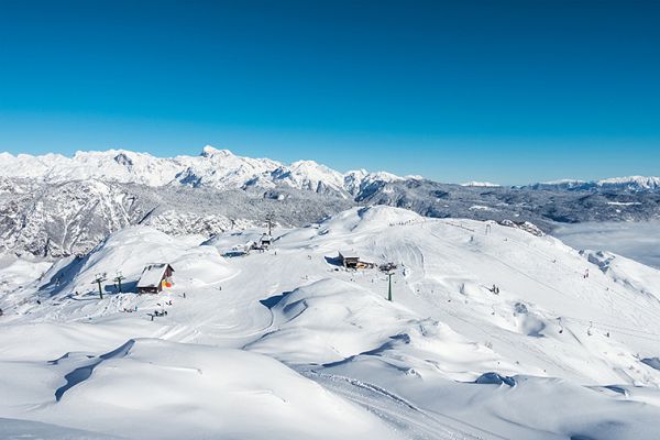 Koledar stenski 2027 JM Gremo na lepše po Sloveniji
