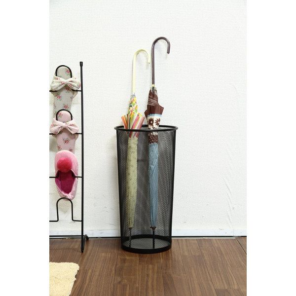 Kovinsko stojalo za dežnike Črno