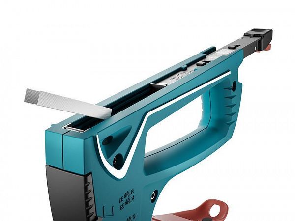 Tapetniški spenjač Novus J-15