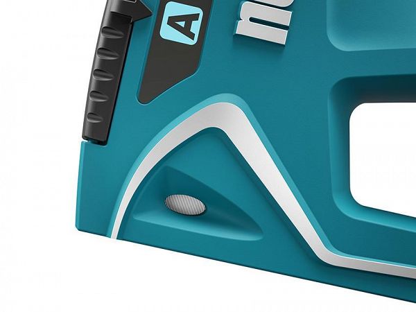 Tapetniški spenjač Novus J-15